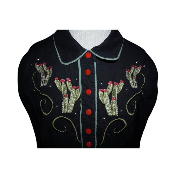 Collectif London Western Cactus Embroidered Shirt Black Red Buttons Size S UK 10 - Picture 6 of 12